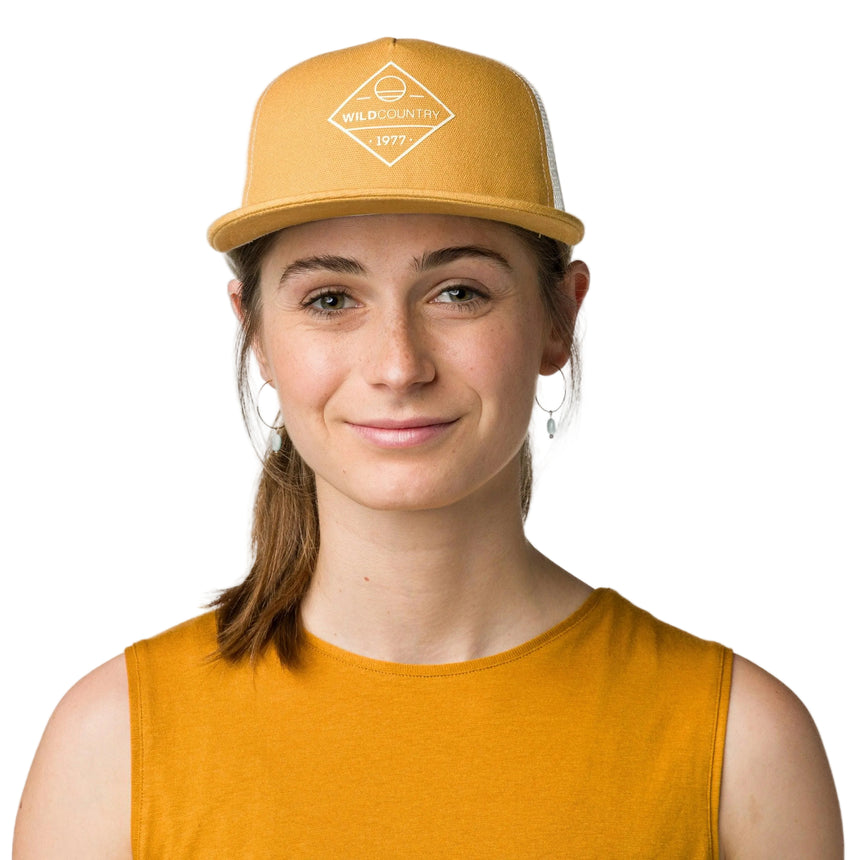 Wild Country Climbing Flow Cap Outdoor Action Desert Gold/7040 - Front Fit on Model
