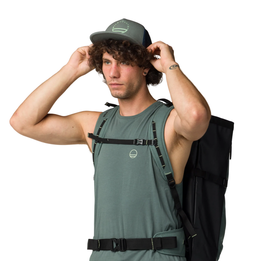 Wild Country Climbing Flow Cap Outdoor Action Marsh/3850 - Trucker style cap with flat brim