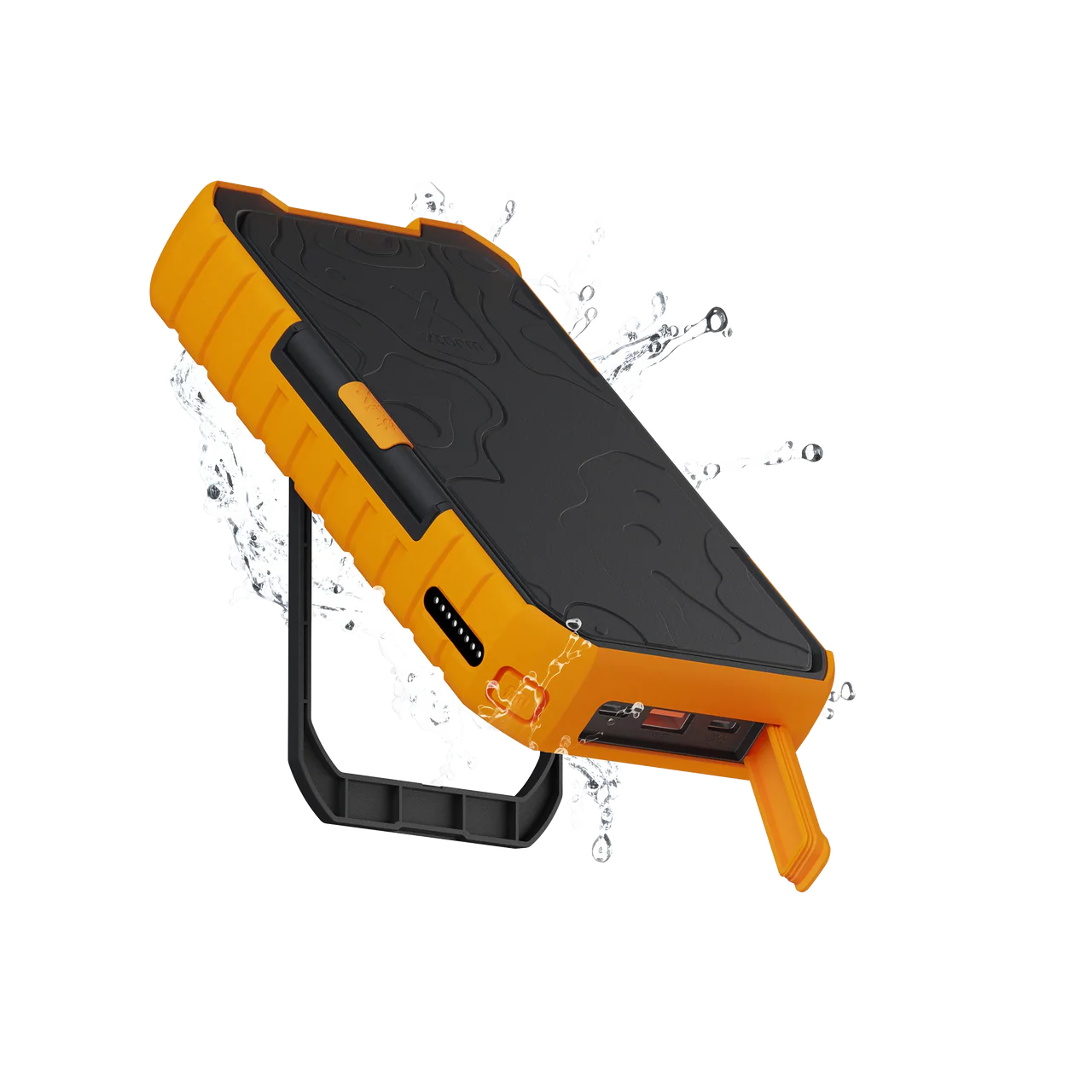 Xtorm Rugged Solar Powerbank 10.000 mAh - 20W front view with water
