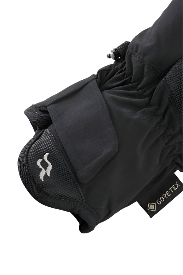 Rab Cresta GORE-TEX Glove Outdoor Action