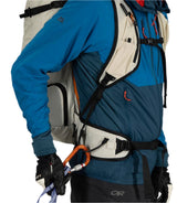 OspreyOsprey Firn 28Outdoor Action