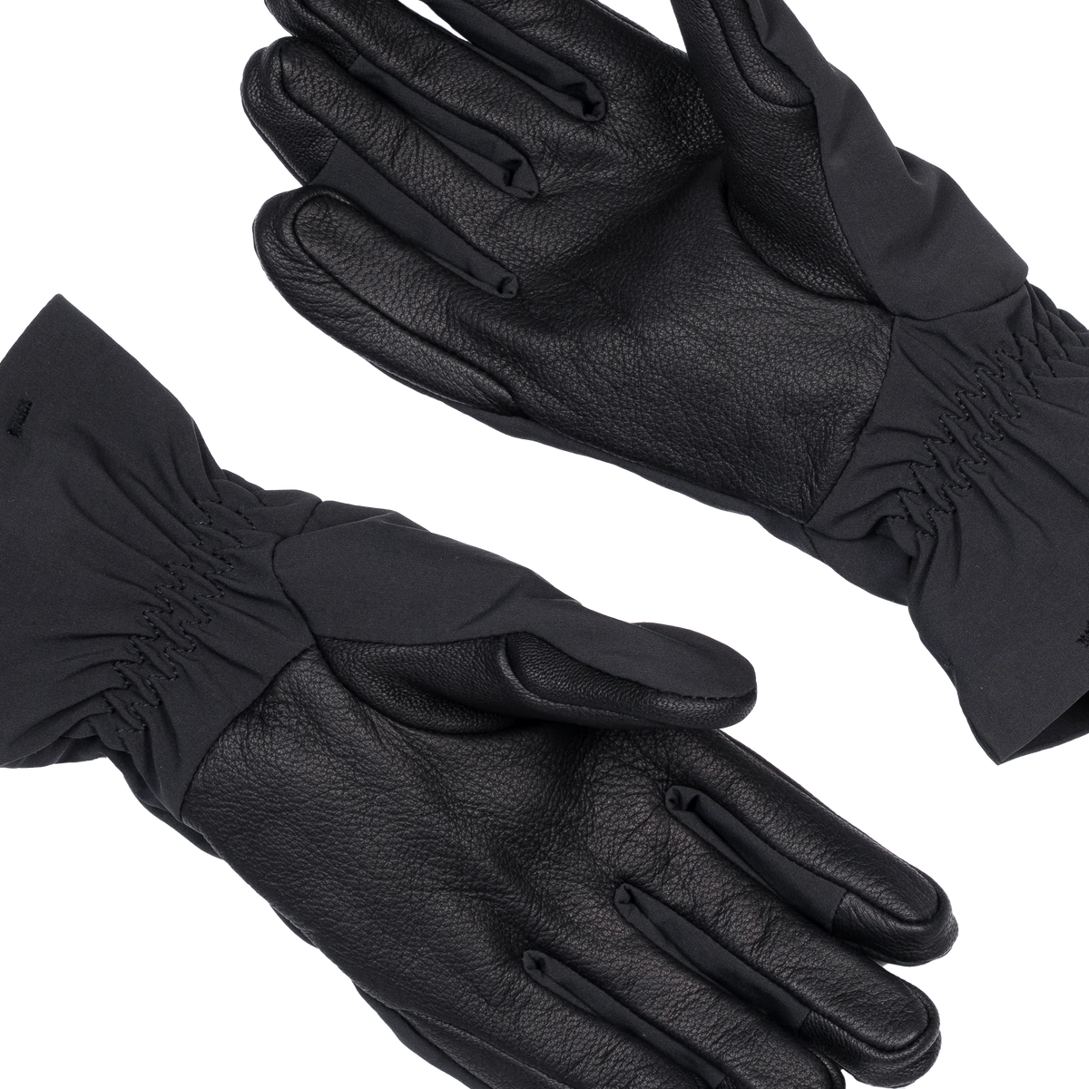 Low-bulk split cuff detail on Mountain Equipment G2 Alpine Women's Glove in Black/Black for easy donning