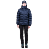 Zipped hand warmer pocket detail on Mountain Equipment Lightline Women's Jacket in Cosmos