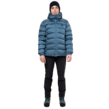 2-way YKK moulded centre front zip detail on Mountain Equipment Lightline Women's Jacket in Stellar Blue
