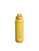 Stanley Wellspring Bottle 0.71 L in Dijon Gloss - product view 1