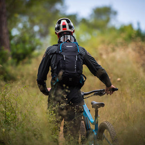 SourceSource Summit Hydration Pack 15LOutdoor Action