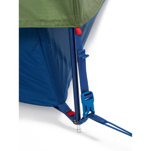 Marmot Tungsten 3P Tent exterior close up Foliage/Dark Azure 
