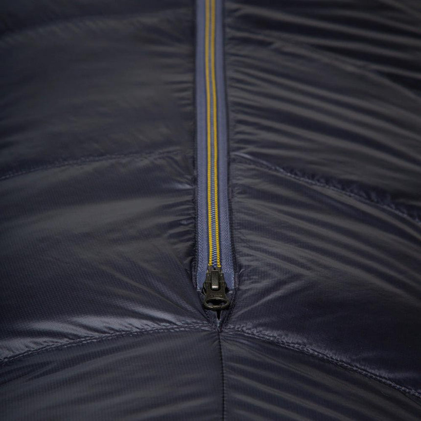 Mountain Equipment Firelite Sleeping Bag (-9°C/16°F) Outdoor Action Ombre Blue- Zip