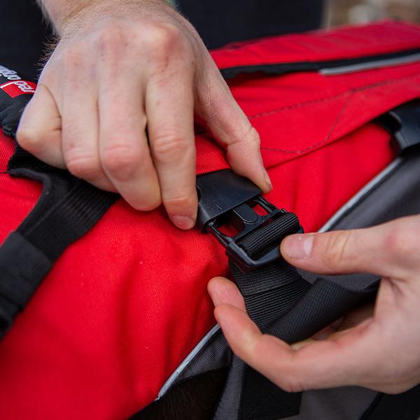 Red PaddleRed Dog PFDOutdoor Action